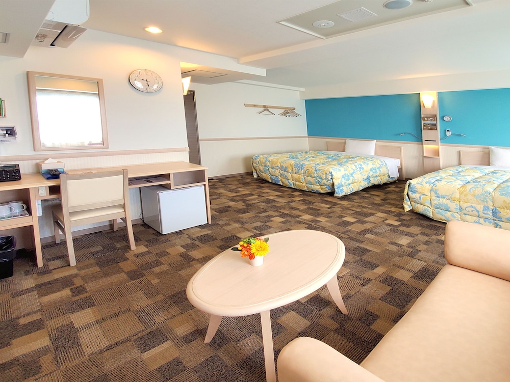 デラックス ツインルーム 禁煙 | 東横INN対馬比田勝