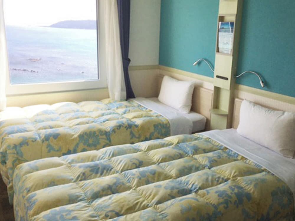 ツインルーム 禁煙 ビーチ / オーシャン ビュー0 | 東横INN対馬比田勝