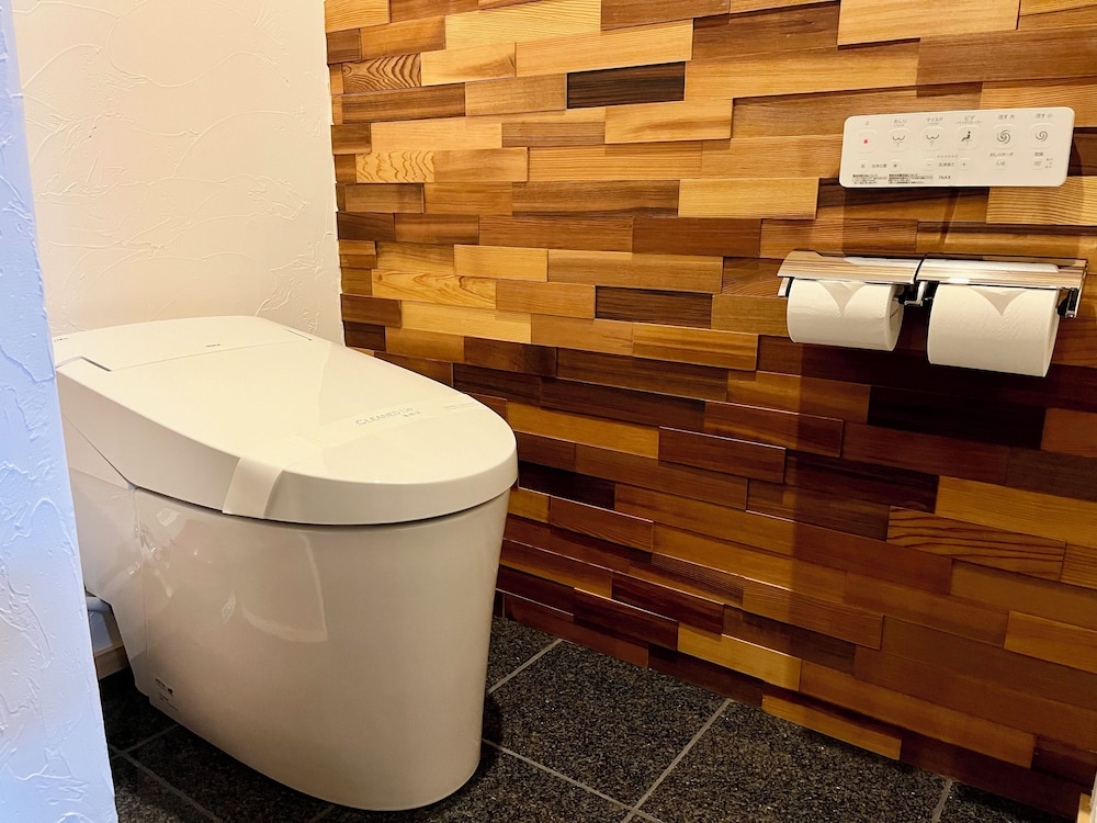 スタンダード ツインルーム 禁煙 客室4 | 茶六別館