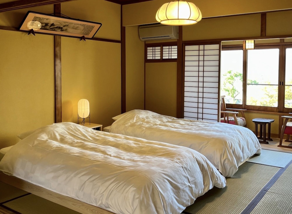 スタンダード ツインルーム シングルベッド 2 台,海側 禁煙 | 茶六別館