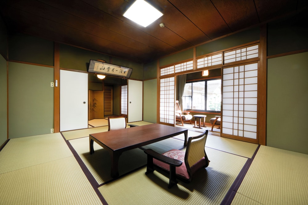 スタンダード ルーム 禁煙 客室14 | 茶六別館