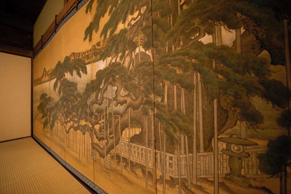 スーペリア ルーム海側 禁煙 客室7 | 茶六別館