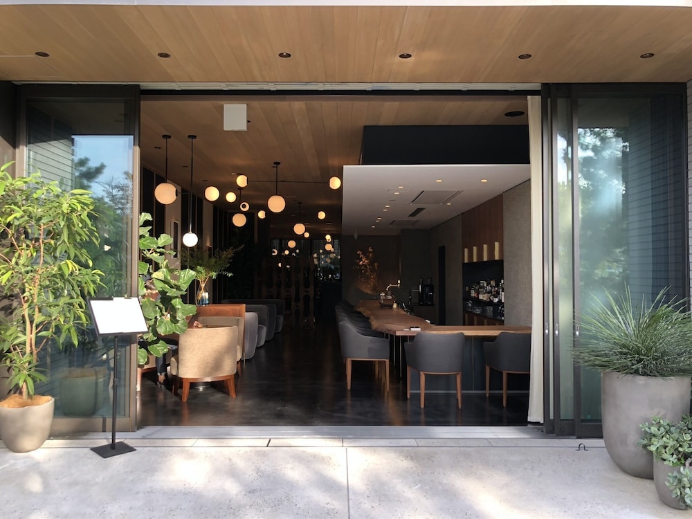 ロビーラウンジ1 | HOTEL CANATA KYOTO ロビーラウンジ1 | HOTEL CANATA KYOTO