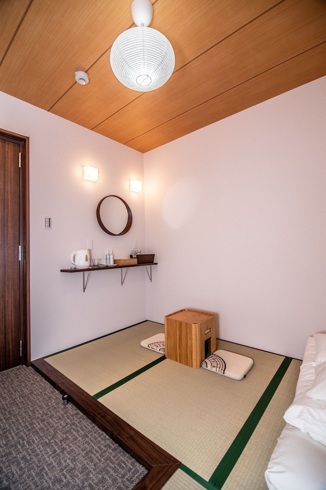 客室1 | KUJIRA 202