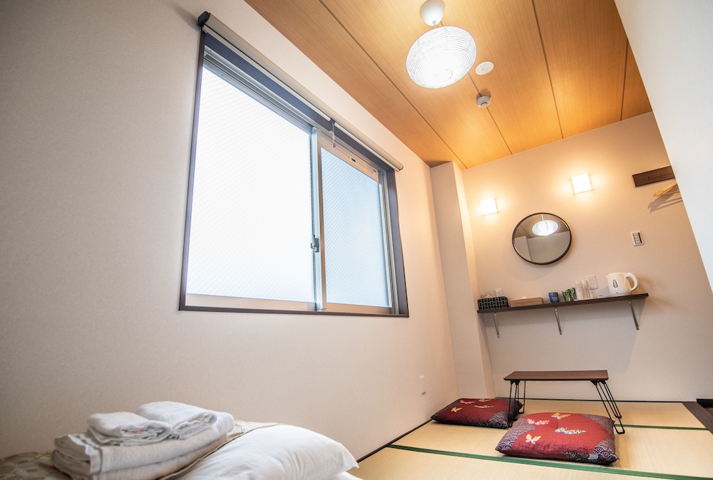 客室1 | KUJIRA 301