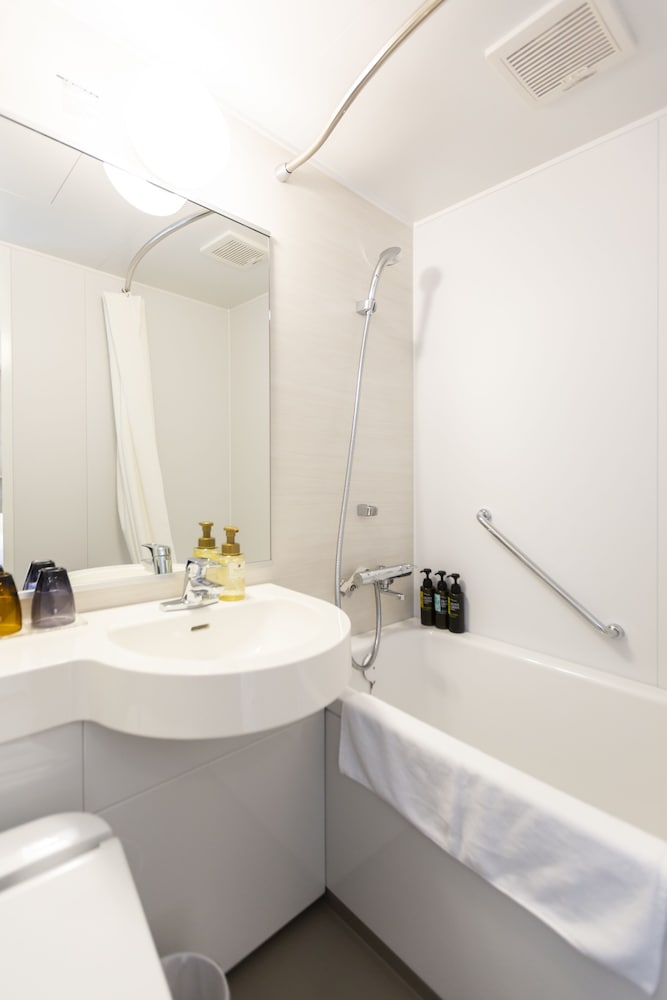 ダブルルーム B バスルーム0 | JR西日本グループ ヴィアインプライム日本橋人形町