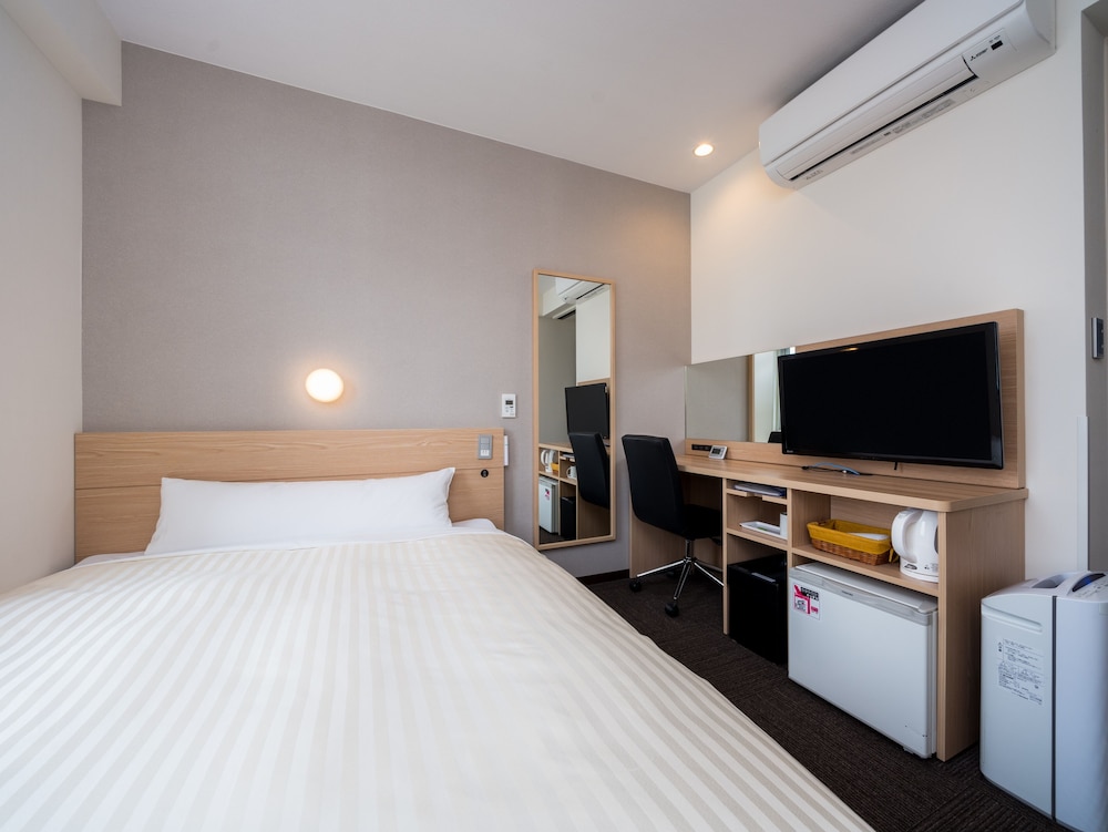 セミダブルルーム 禁煙 | スーパーホテル 八戸長横町