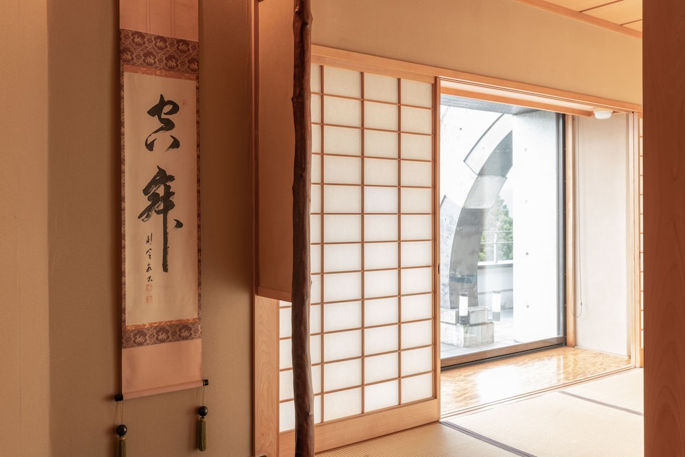 [禁煙] 客室露天風呂付和室特別室(富士山ビュー) 客室2 | レンブラントプレミアム富士御殿場