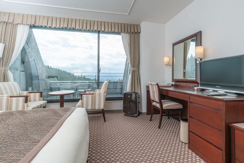 [禁煙]洋室ダブル (富士山ビュー) 客室2 | レンブラントプレミアム富士御殿場