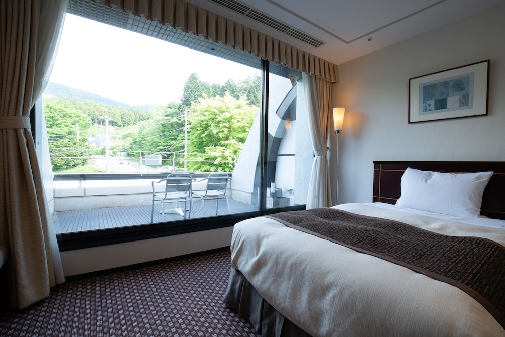 [禁煙] 洋室スタンダードツイン (35 sqm) 客室3 | レンブラントプレミアム富士御殿場