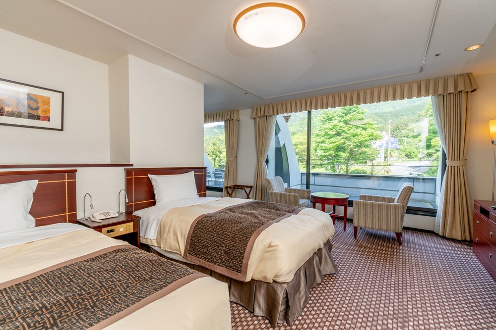 [禁煙] 洋室スタンダードツイン (50 sqm) 客室2 | レンブラントプレミアム富士御殿場