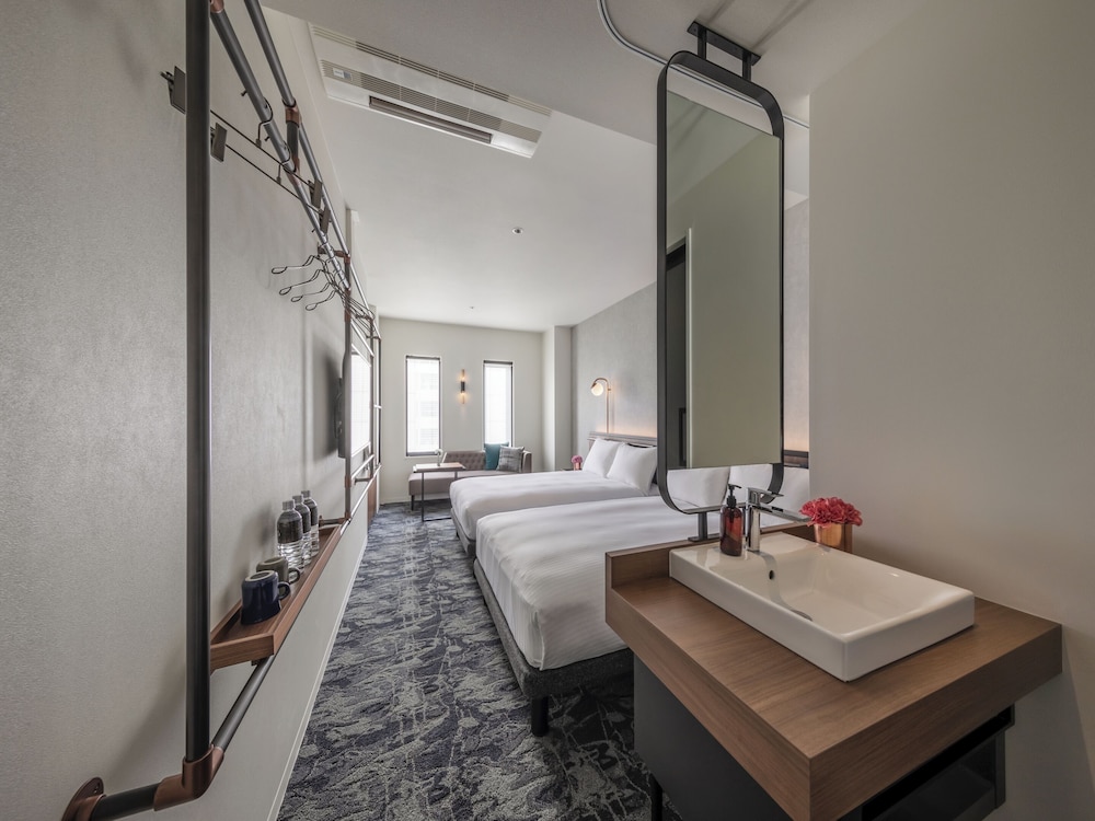 スーペリア ツインルーム | THE LIVELY 大阪本町 (ザ・ライブリー大阪本町)