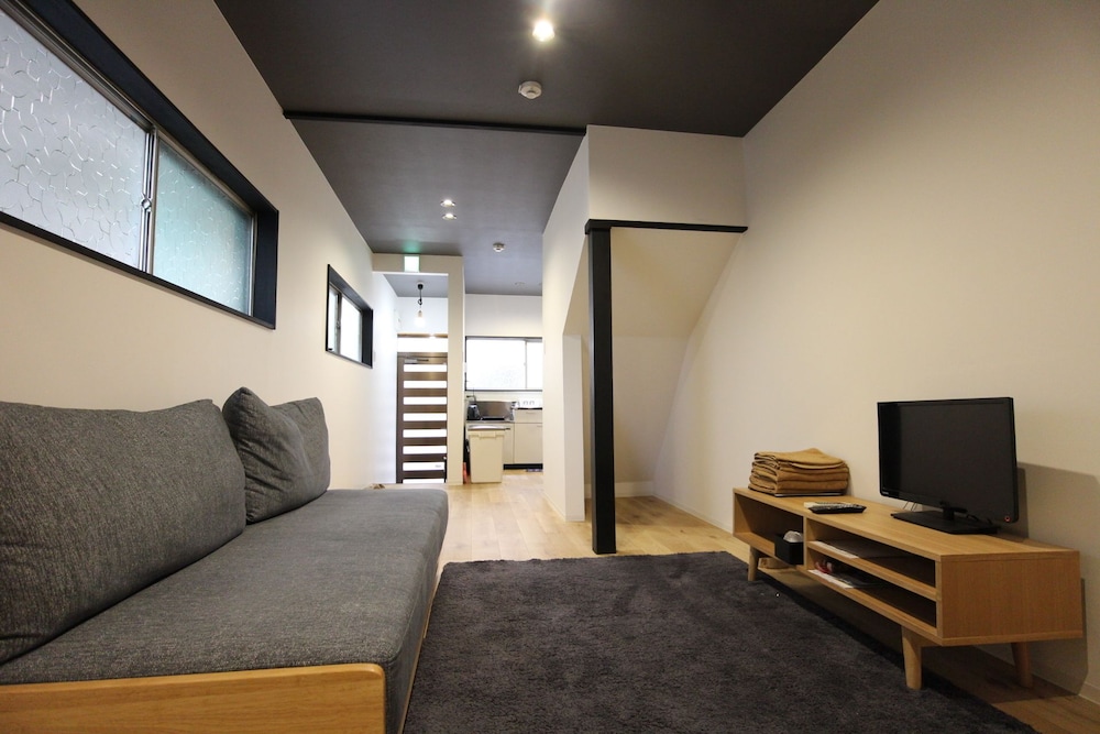 客室1 | ザ ネイバーズ塚本