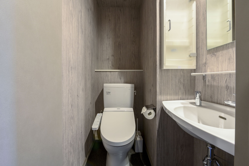 ツインルーム バスルーム1 | ミッドタウン ニセコ