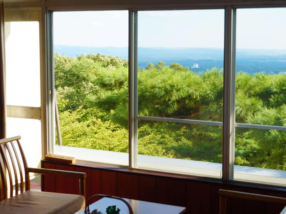 山側客室 禁煙 リビング エリア0 | 若喜旅館