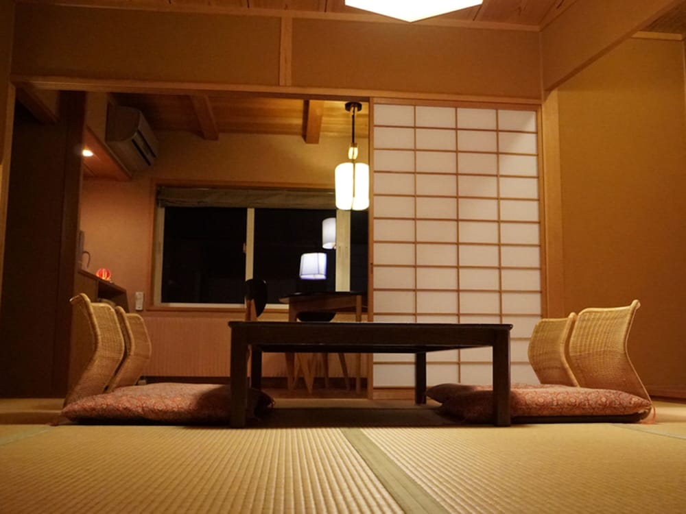 展望風呂付き和室 禁煙　 客室1 | 若喜旅館