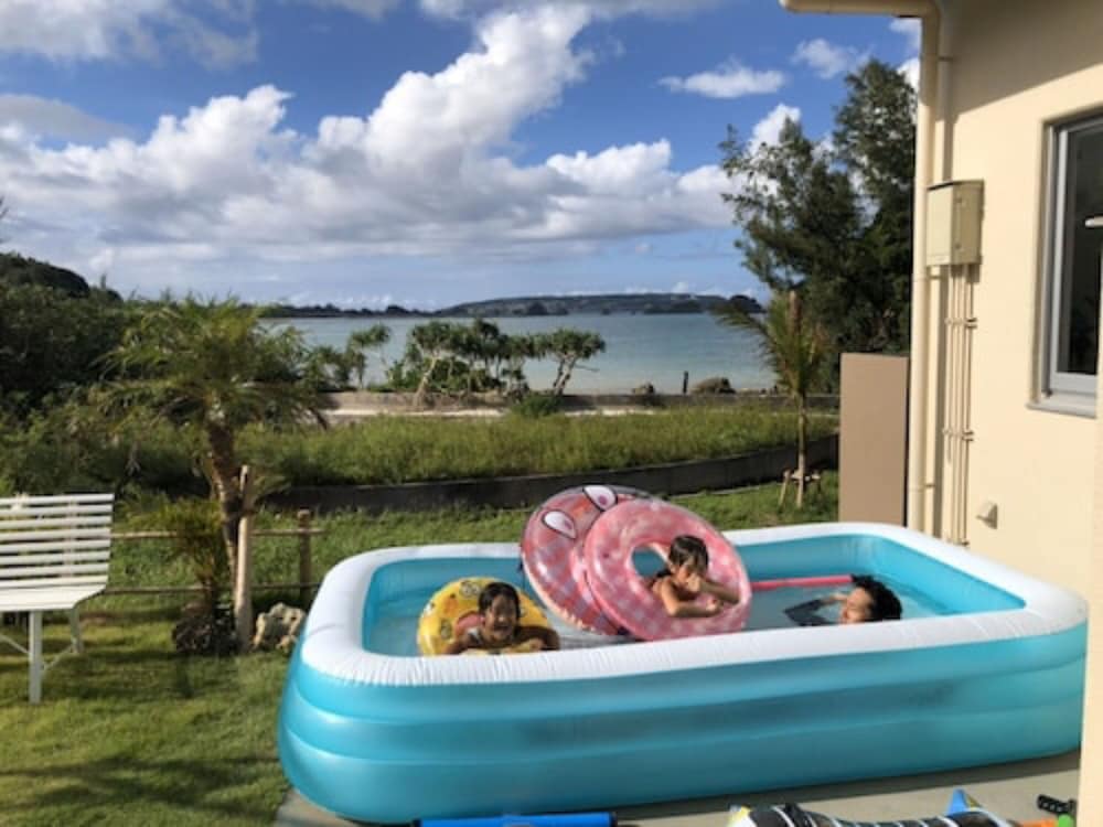 子供用プール1 | Beach side resort Grand blue OKINAWA