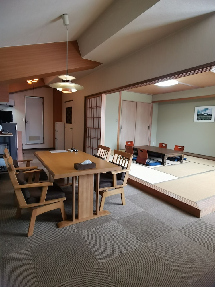 和洋室　キッチン付き 眺望あり | ケイズハウス北海道旭岳温泉