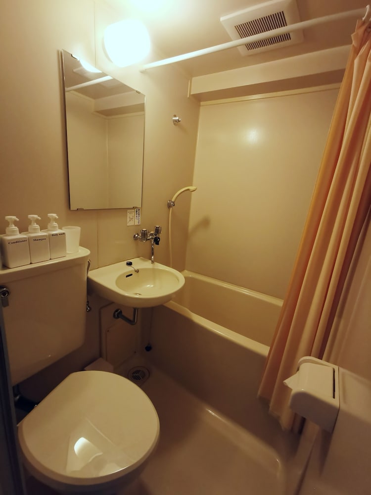 ツインルーム　バス・トイレ付 バスルーム0 | ケイズハウス北海道旭岳温泉