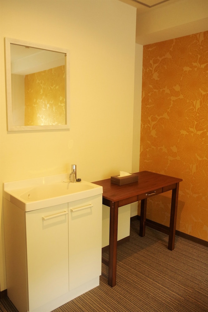 ツインルーム トイレ付 客室2 | ケイズハウス北海道旭岳温泉