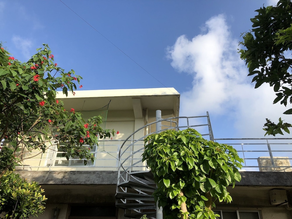 施設の正面1 | Clara Terrace