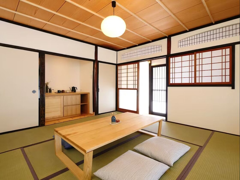 VMGグランド(4名定員) 客室1 | NIPPONIA HOTEL Takehara Saltworks Town