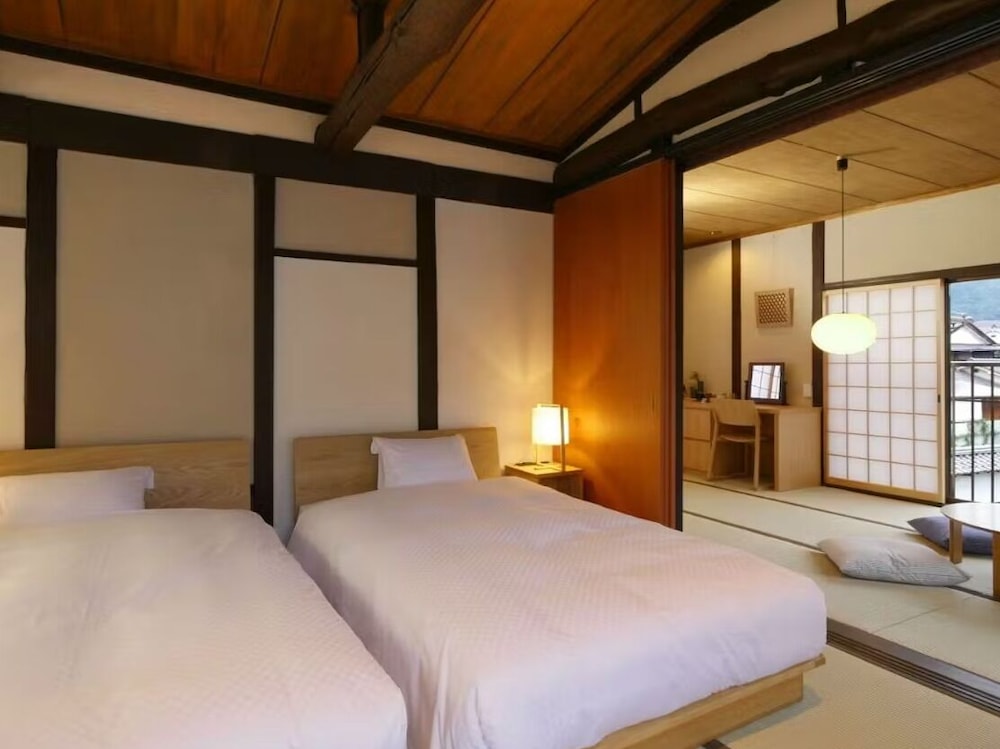 VMGグランド(4名定員) 客室2 | NIPPONIA HOTEL Takehara Saltworks Town