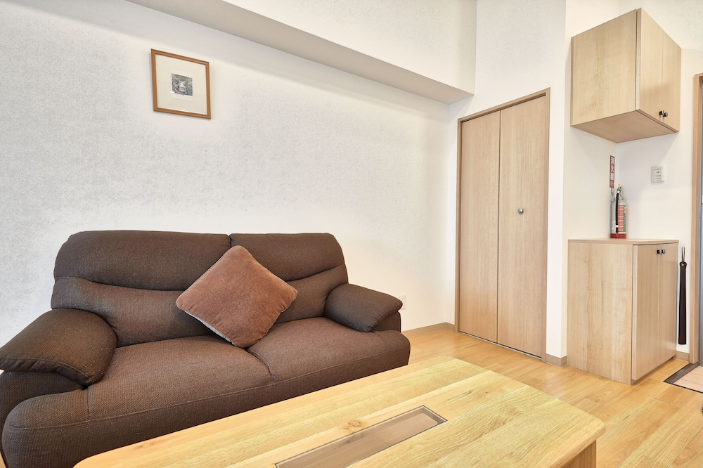 ベーシック スタジオ ダブルベッド 1 台 客室9 | M's Stay Okinawa