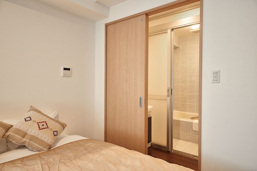 ロイヤル アパートメント 客室7 | M's Stay Okinawa