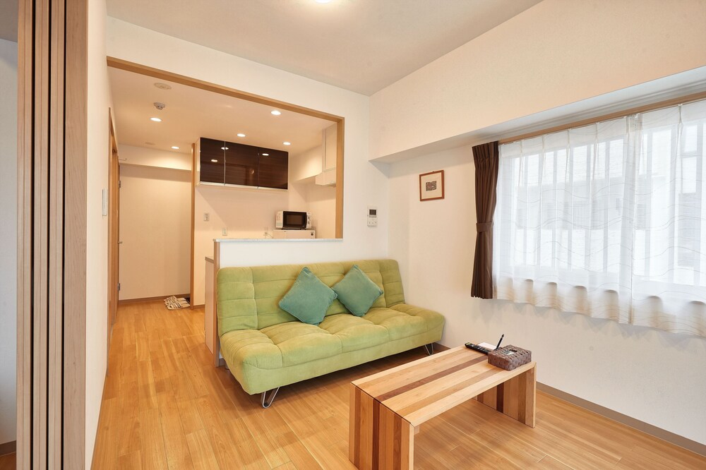 コンフォート ツインルーム ベッド (複数台) 客室8 | M's Stay Okinawa