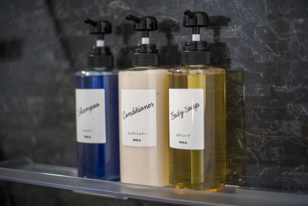 スタンダード ダブルルーム バスルームの設備1 | ホテル アーバンシー 2 松尾