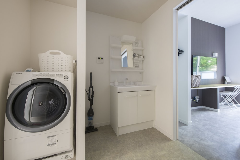 スタンダードダブルルーム バリアフリー 客室1 | ホテル アーバンシー 2 松尾