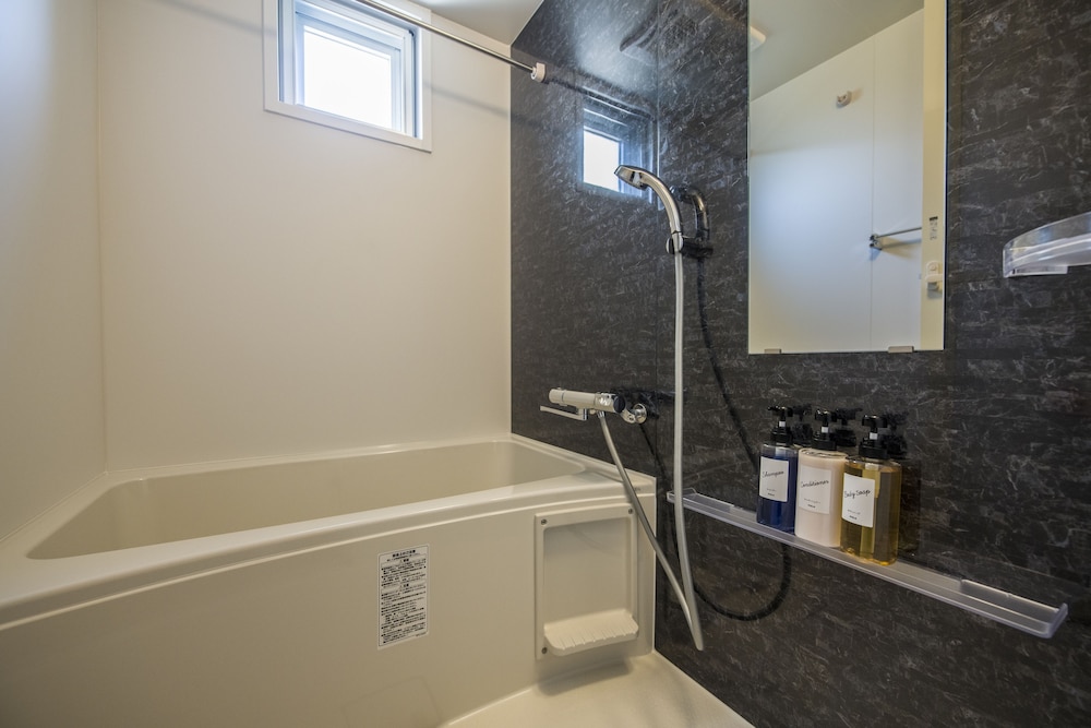 スーペリア ダブルルーム バスルーム0 | ホテル アーバンシー 2 松尾