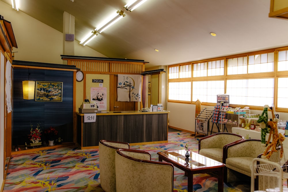 フロント1 | ホテル天山閣 湯楽庵