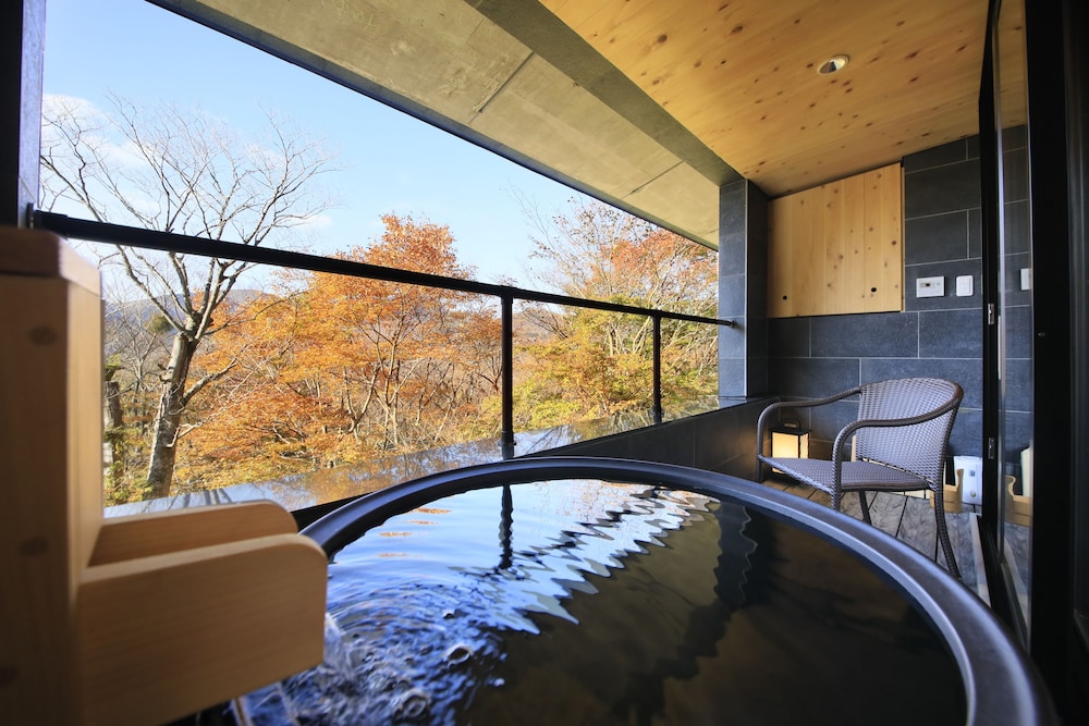 和ツインルーム 客室露天風呂付き すき焼きディナー込 禁煙 | センチュリオン箱根 別邸