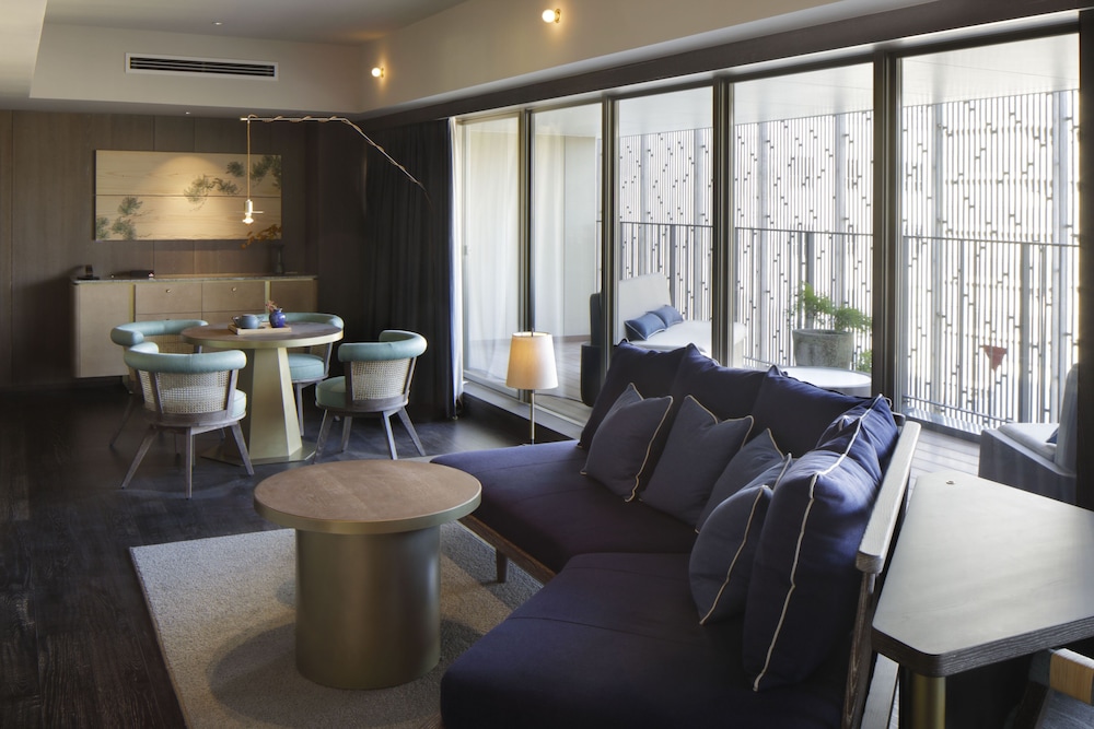 東山テラススイート 禁煙(ラウンジ利用対象) 部屋からの景観1 | GOOD NATURE HOTEL KYOTO