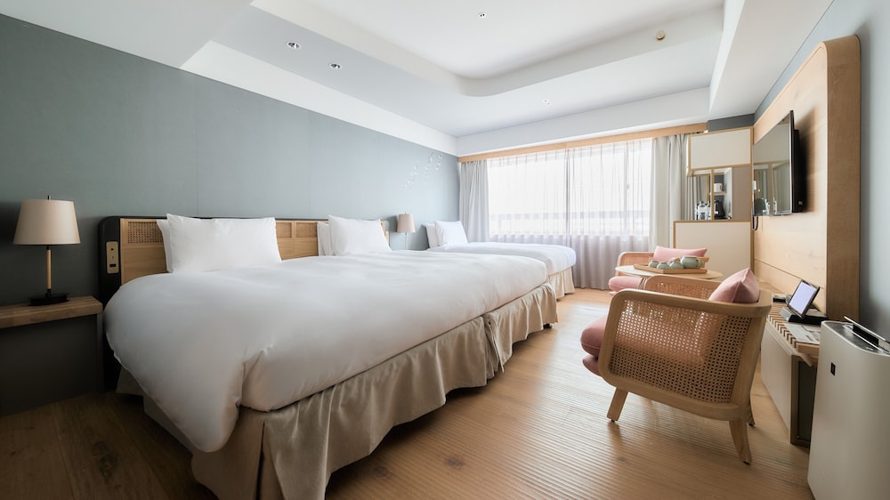 スーペリアワイドダブル 3人部屋 (セミダブルベッド2台連結+エキストラベッド1台) 禁煙 | GOOD NATURE HOTEL KYOTO