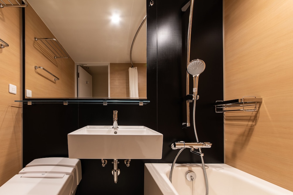 モデレートダブル バスルーム0 | ホテルビスタ福岡［中洲川端］