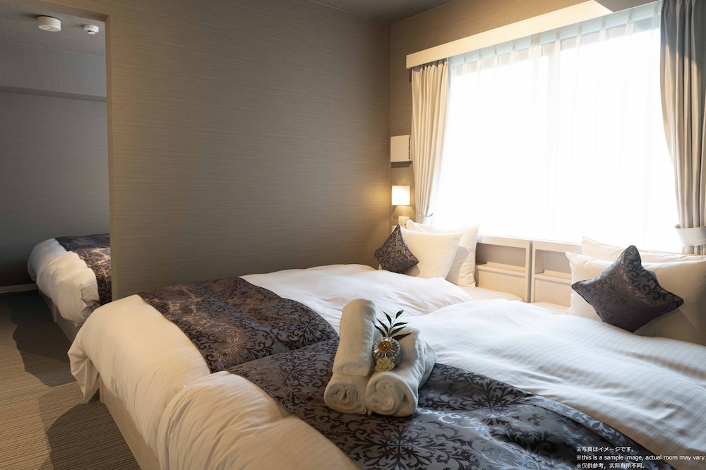 スーペリア スイート 客室1 | Framboise KYOTO Hotel de charme