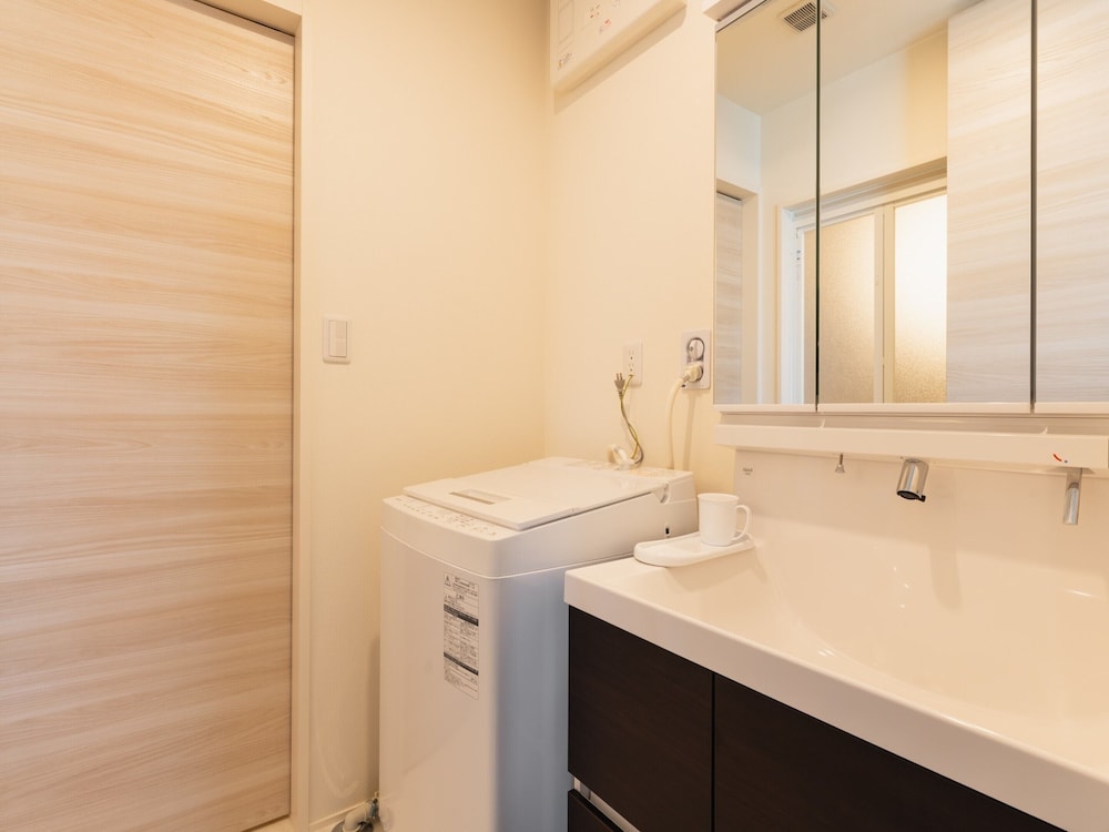 デラックスA 禁煙 バスルーム1 | アンビシア佐世保