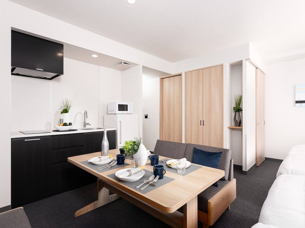 アパートメント (4 Single-Beds) リビング エリア0 | MIMARU東京 上野御徒町