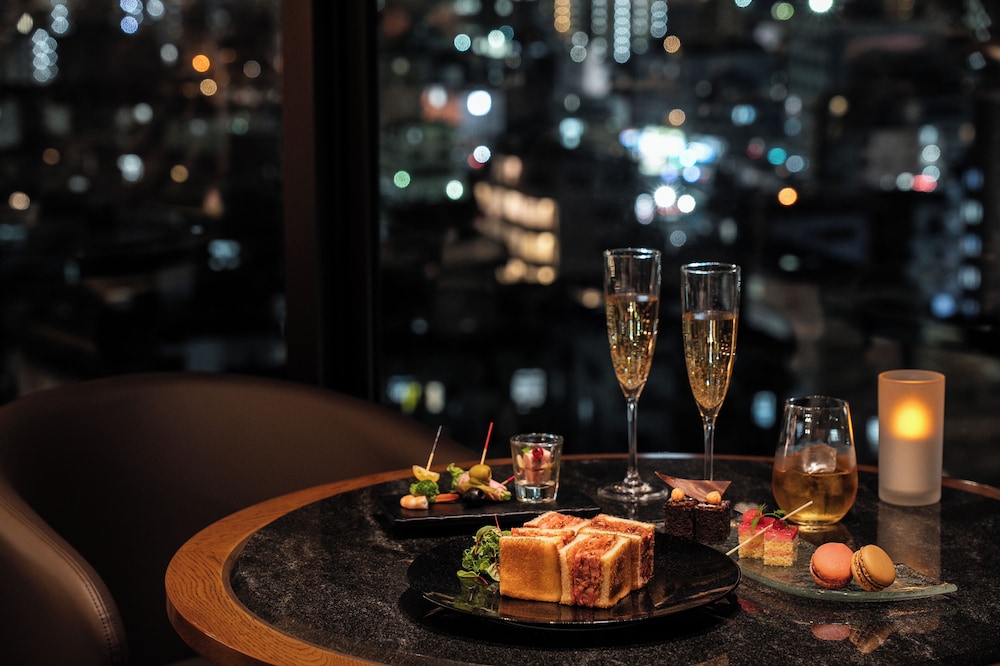 [2025リニューアル]クラブスーペリアツインルーム（1～4名） エグゼクティブ ラウンジ10 | 沖縄ハーバービューホテル