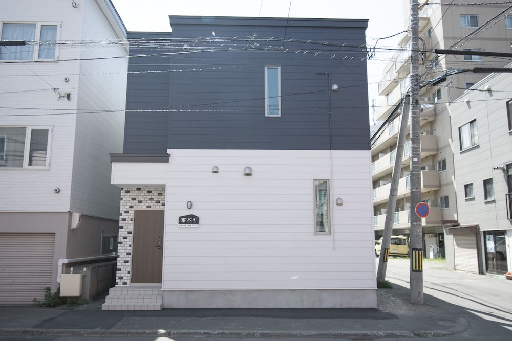 施設の正面1 | UCHI Living stay NAKAJIMA park 施設の正面1 | UCHI Living stay NAKAJIMA park