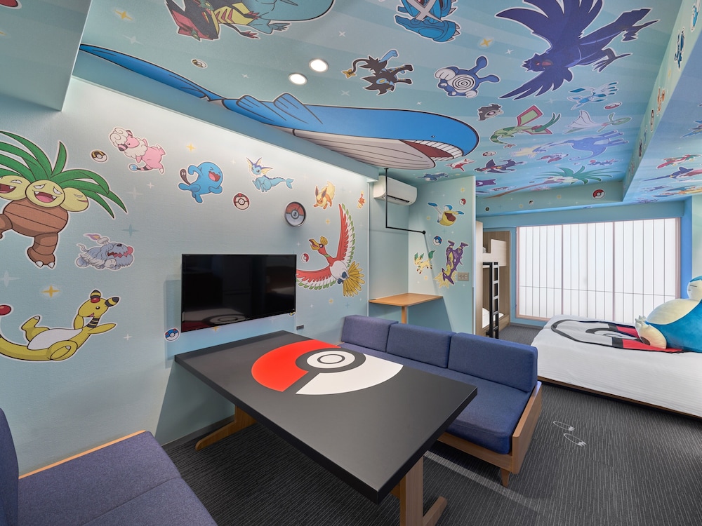 ポケモンルーム 禁煙 客室内のダイニングエリア0 | MIMARU京都 河原町五条