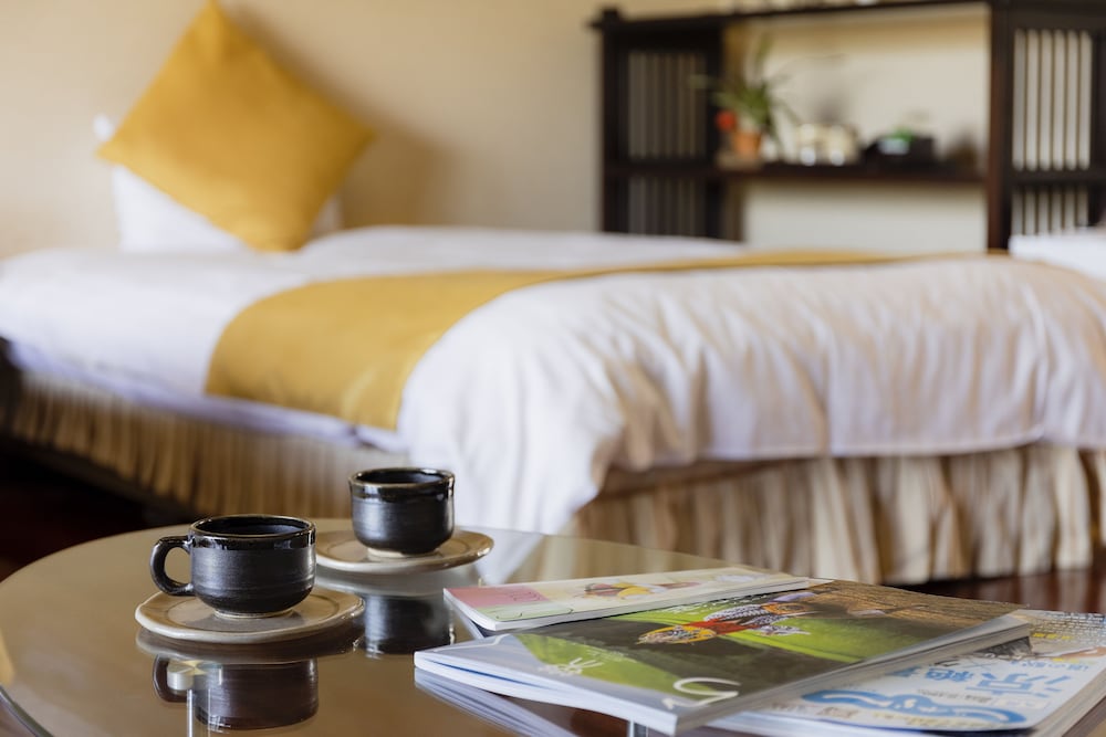 ビジネス ツインルーム 禁煙 共用バスルーム 客室1 | 五島コンカナ王国ワイナリー & リゾート