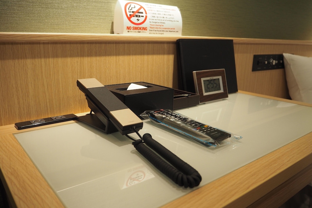 セミダブルルーム 禁煙 客室の設備とサービス0 | コンパスホテル名古屋