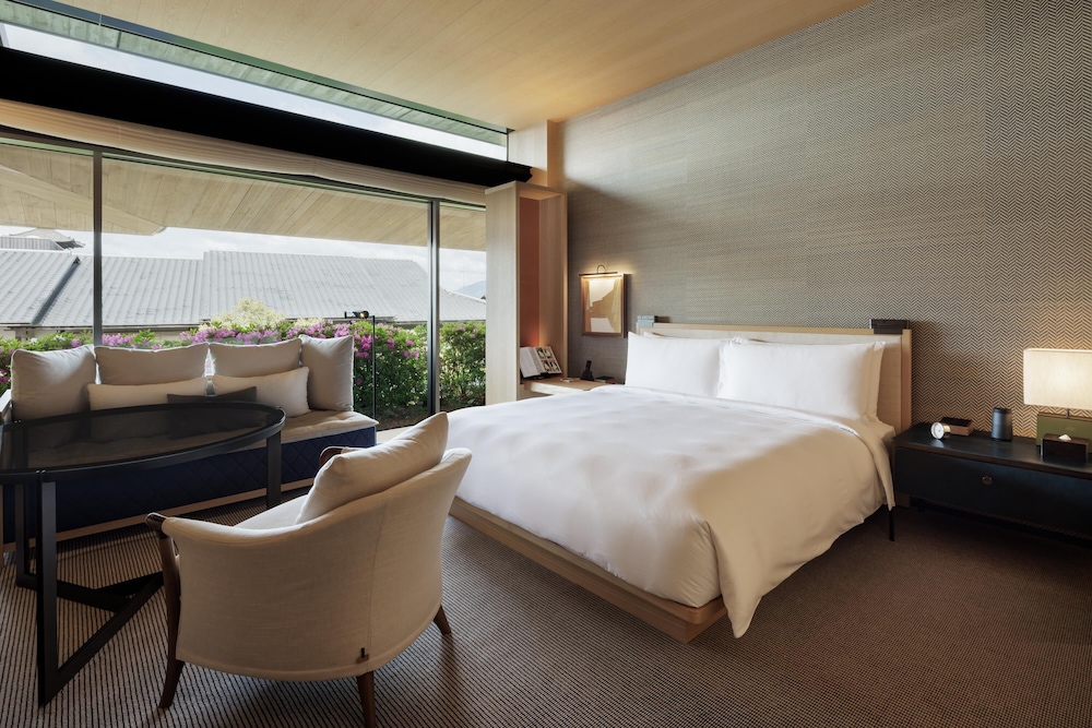 ルーム キングベッド 1 台 ガーデンビュー 客室1 | パーク ハイアット 京都