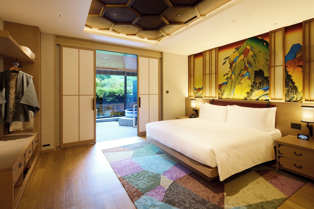 スイート キングベッド 1 台 (Private Hot Spring) 客室0 | ホテルインディゴ箱根強羅 by IHG