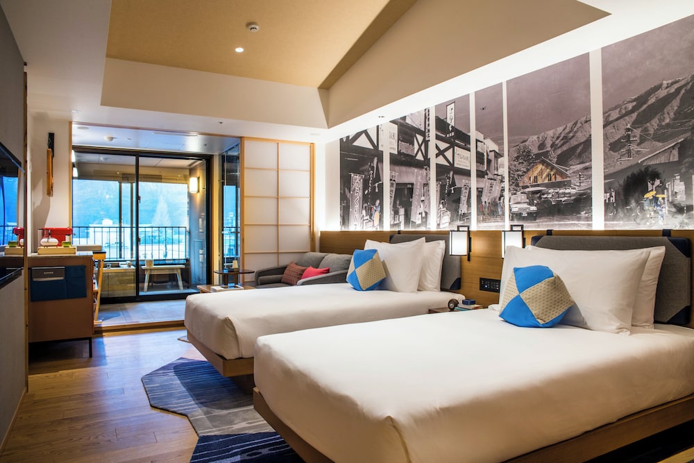 スタンダード ルーム シングルベッド 2 台 リバービュー (Private Hot Spring) | ホテルインディゴ箱根強羅 by IHG