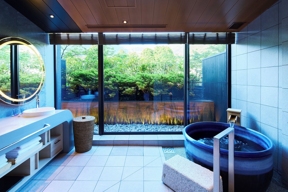 スイート キングベッド 1 台 (Private Hot Spring) | ホテルインディゴ箱根強羅 by IHG